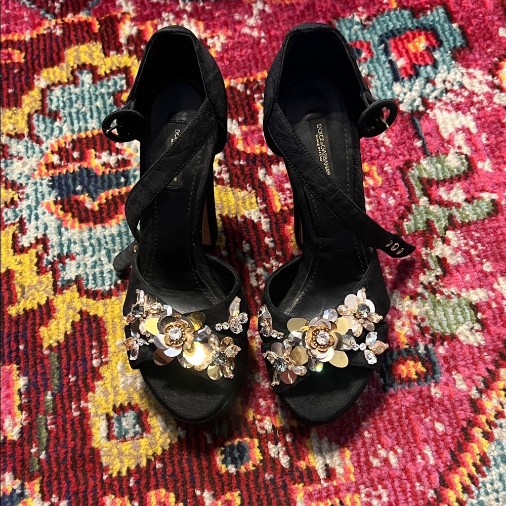 Dolce & Gabbana Black platform  Floral Women's Heels